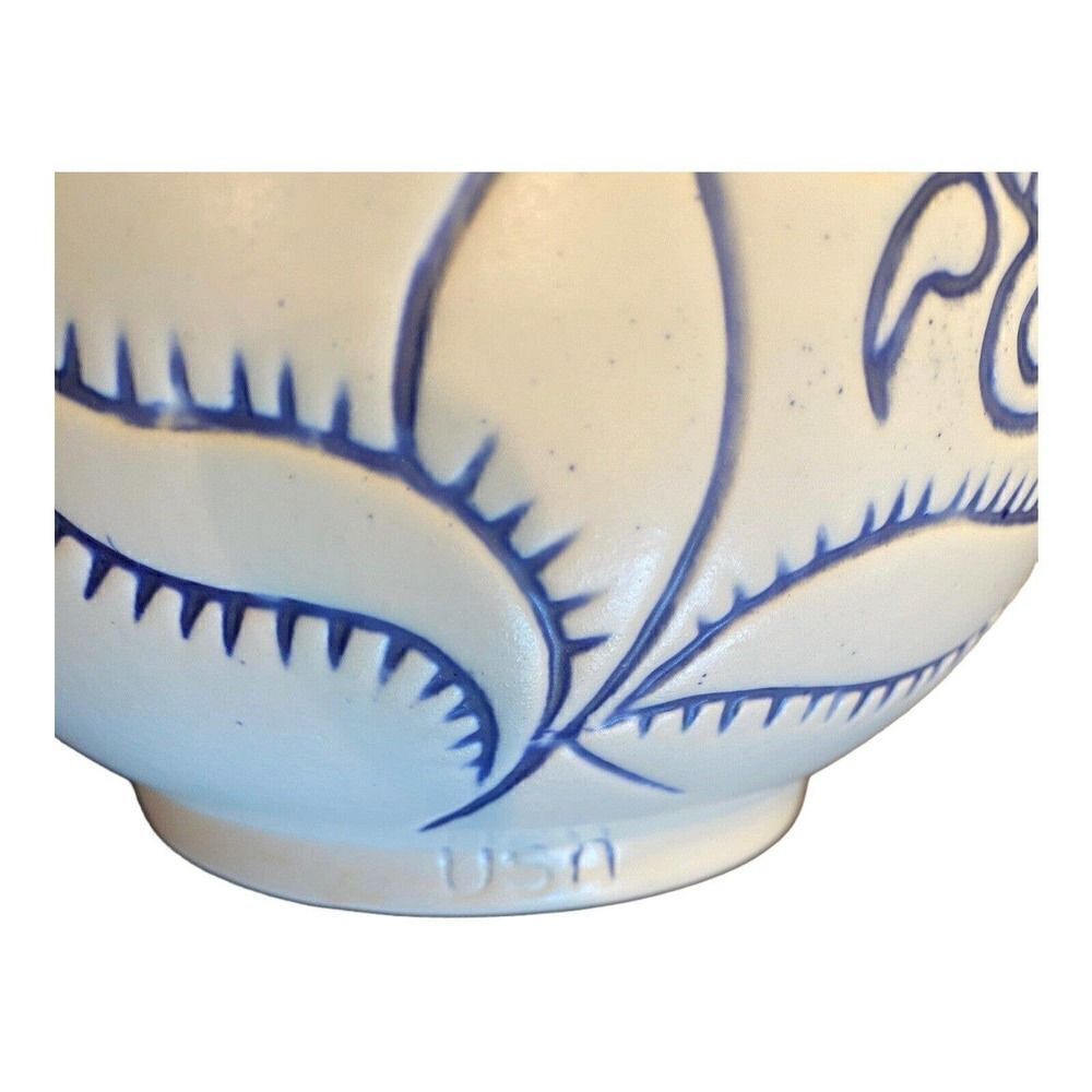 Vintage California USA D914 Pottery Blue Floral Pitcher - Picture 4 of 7